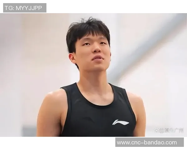 库里赞杨瀚森潜力巨大称其是中国篮球的未来代表 库里赞杨瀚森潜力巨大称其是中国篮球的未来代表