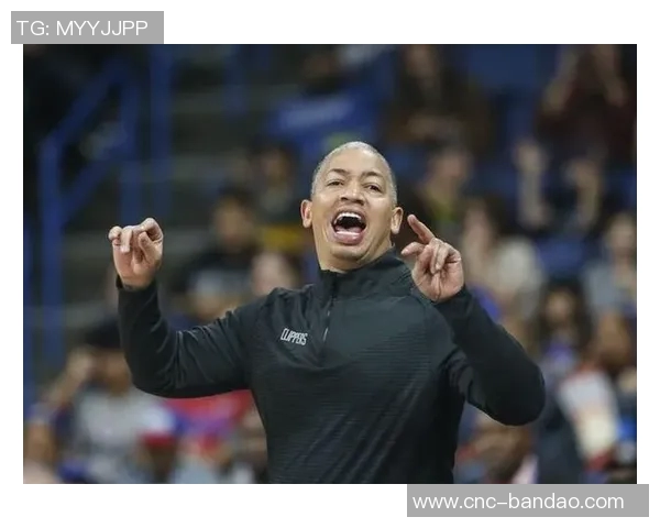 卢指导谈球队深度与经验球员年纪越大更显实力与智慧 卢指导谈球队深度与经验球员年纪越大更显实力与智慧