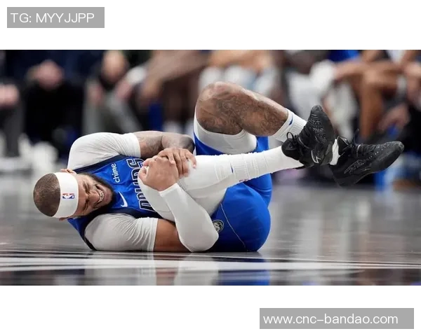 今日独行侠背靠背挑战快船浓眉加福德克莱缺阵影响比赛走势