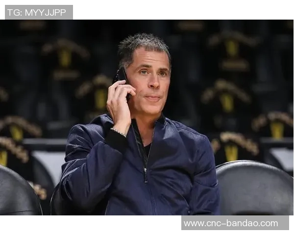 八村塁替补表现出色加强侧翼防守助力其全面提升攻防能力